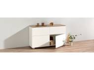 Mobiletto con 2 ante e 2 cassetti , prezzo 99 EUR
Mobiletto ...