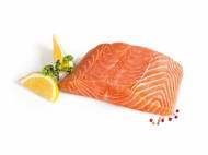 Filetto di salmone con pelle