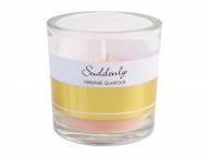 Candela profumata in bicchiere , prezzo 2,99 € per ...