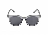 Occhiali da sole per donna , prezzo 3.79 EUR
Occhiali da sole ...