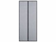 Zanzariera per porte con chiusura magnetica
