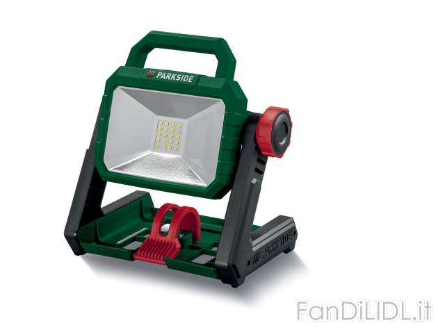 Faro LED ricaricabile da lavoro , prezzo 34.99 EUR 
Faro LED ricaricabile da lavoro ...