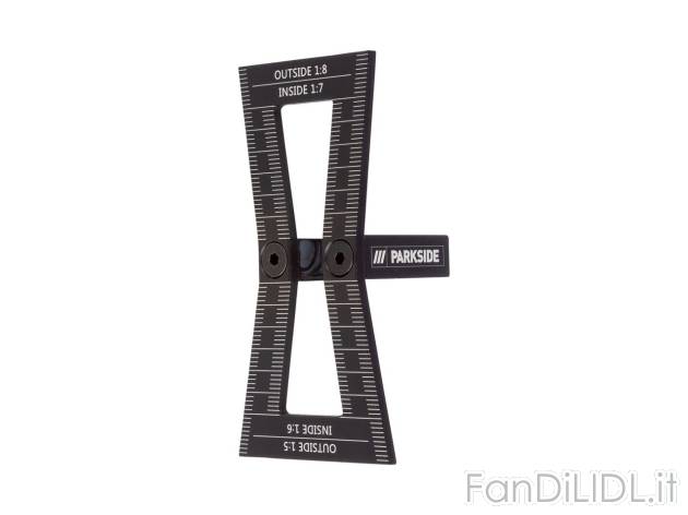 Righello in acciaio o set di falsa squadra , prezzo 4.99 EUR 
Righello in acciaio ...