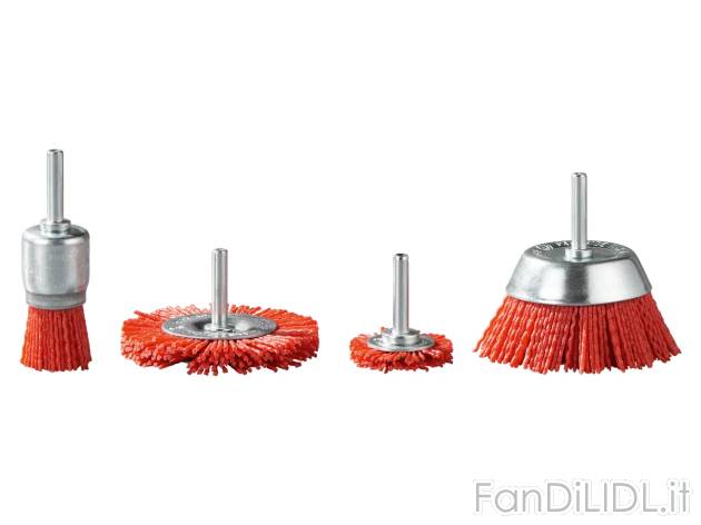 Set per lucidatura, set spazzole o pompa , prezzo 4.99 EUR 
Set per lucidatura, ...