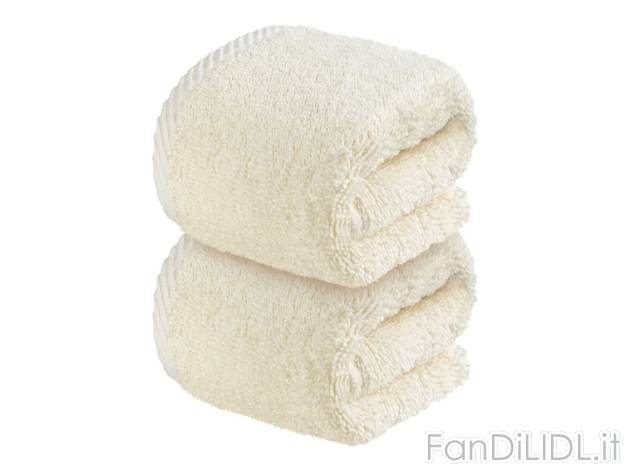 Asciugamano , prezzo 2.99 EUR  
Asciugamano  2 pezzi, 30x50 cm  
-  Puro cotone