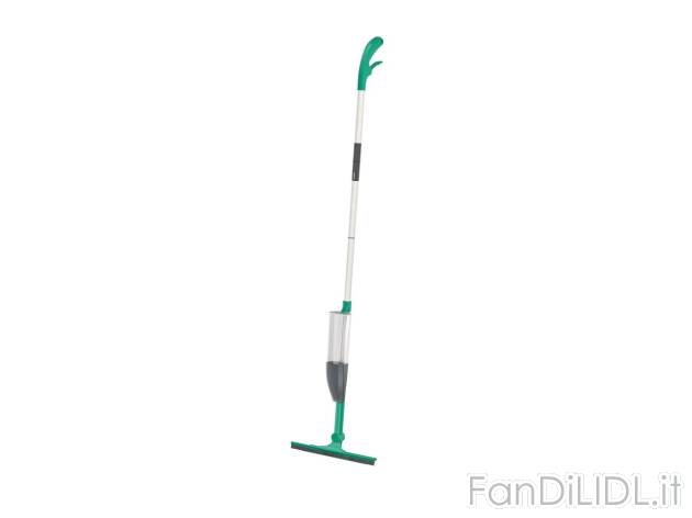 Lavavetri , prezzo 14.99 EUR 
Lavavetri 
- Con funzione spruzzo
- Testa smontabile ...