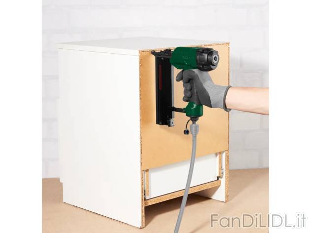Pistola sparapunti ad aria compressa , prezzo 24.99 EUR 
Pistola sparapunti ad ...