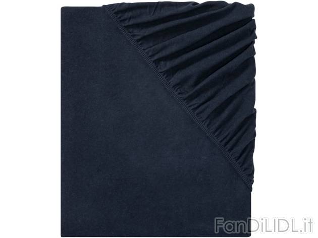 Lenzuolo con angoli matrimoniale in , prezzo 12,99 EUR 
Lenzuolo con angoli matrimoniale ...