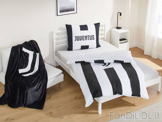 Parure copripiumino singolo Juventus , prezzo 19,99 EUR 
Parure copripiumino singolo ...