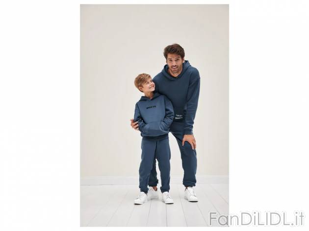 Pantaloni sportivi da bambino , prezzo 9,99 EUR 
Pantaloni sportivi da bambino Misure: ...