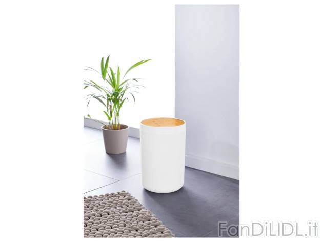 Pattumiera per bagno o specchio per , prezzo 5,99 EUR 
Pattumiera per bagno o specchio ...