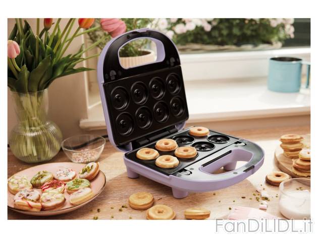 Piastra per waffel , prezzo 24.99 EUR 
Piastra per waffel 
- 3-in-1: waffel alla ...