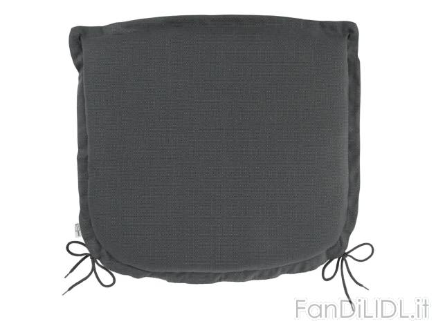 Cuscino per sedia 44x47 cm , prezzo 6.99 EUR 
Cuscino per sedia 44x47 cm 
- Spessore ...