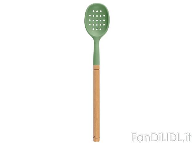 Utensile da cucina , prezzo 2.49 EUR  
Utensile da cucina    
-  Con impugnatura in legno