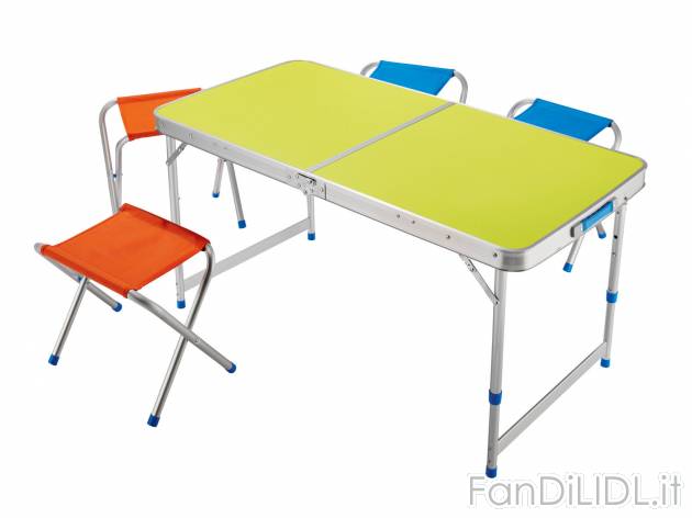 Set tavolo e 4 sgabelli pieghevoli , prezzo 39.99 &#8364; 
- Salvaspazio: i ...