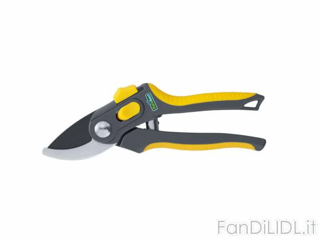 Forbici per potatura , prezzo 3.99 &#8364; 
- A scelta fra modello bypass o ...