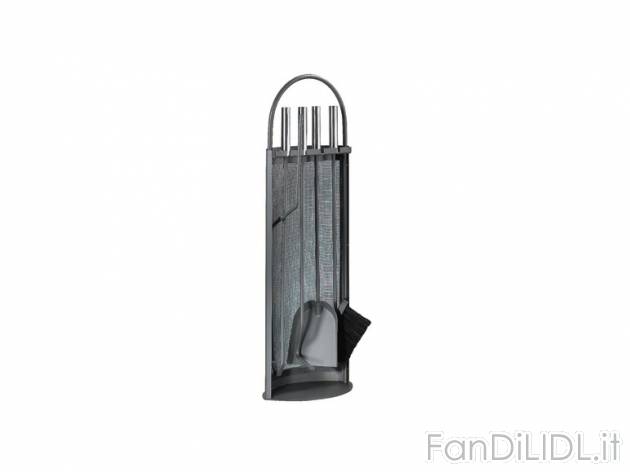 Set attrezzi per camino , prezzo 19,99 &#8364; per Al set 
- Modello A: - Spazzola, ...