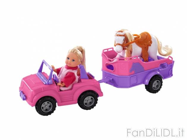 Bambola , prezzo 9,99 &#8364; per Alla confezione 
- A scelta fra diverse ambientazioni ...