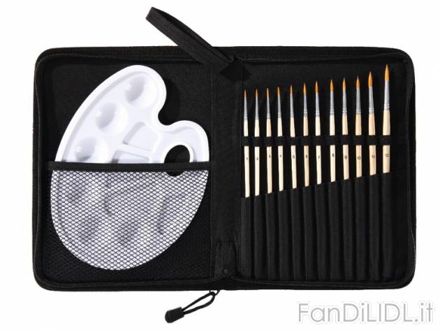 Tela per dipingere , prezzo 5,99 &#8364; per Alla confezione 
- 12 pennelli ...