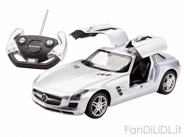 Modellino auto radiocomandato , prezzo 29,99 &#8364; per Alla confezione 
- ...