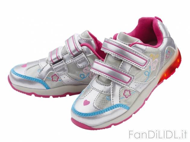 Scarpe con luci da bambina Lupilu, prezzo 9,99 &#8364; per Al paio 
- A ogni ...