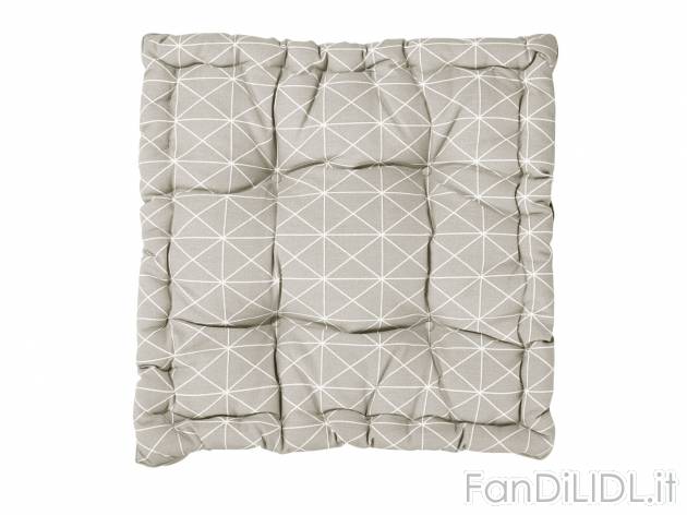Cuscino per sedia, 40x40x6 cm , prezzo 4.99 &#8364; 
- Con trapuntatura a 4 ...