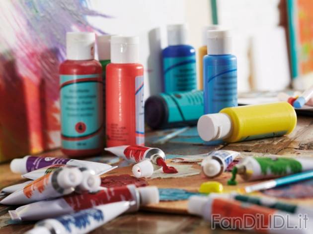 Set colori per dipingere , prezzo 5,99 &#8364; per Alla confezione 
- A scelta ...