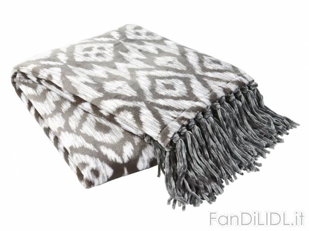 Plaid con frange 130x170 cm , prezzo 9.99 &#8364;