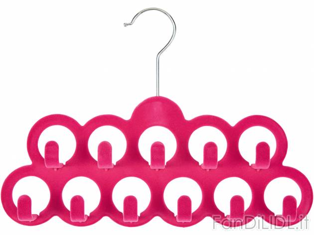 Set appendiabiti , prezzo 3.99 &#8364;