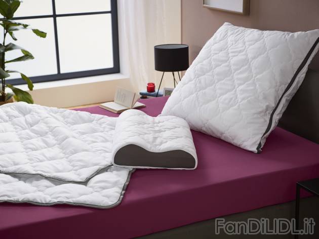Cuscino , prezzo 9.99 &#8364; 
Cuscino 50x80 cm: &#8364; 9.99 alla confezione
- ...