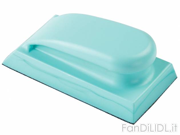 Set per la pulizia , prezzo 4.99 &#8364; 
- Pratica impugnatura con 5 panni ...