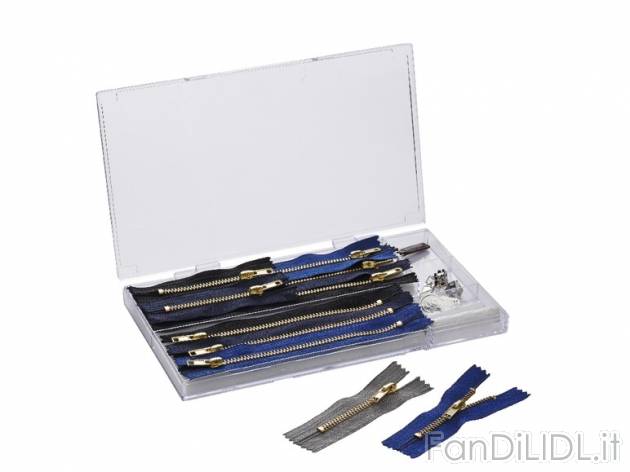 Set accessori di sartoria , prezzo 5,99 &#8364; per Al set 
- A scelta fra diversi ...