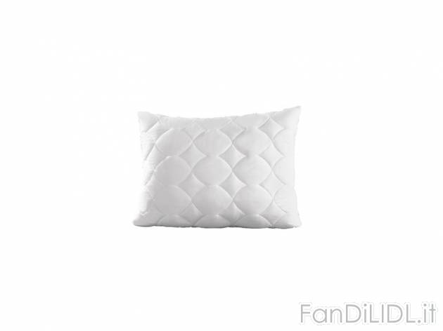 Cuscino 50 x 80 cm Meradiso, prezzo 8,99 &#8364; per Alla confezione 
- Facile ...