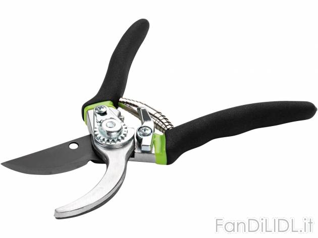 Forbici per potatura , prezzo 2.49 &#8364; 
- Forbici bypass per un taglio ...
