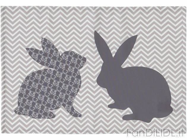 Set tovagliette, 4 pezzi , prezzo 3.99 &#8364;  
-  Dimensioni: 33x48 cm
