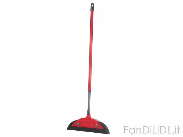 Scopa o set paletta e scopino , prezzo 7.99 &#8364;