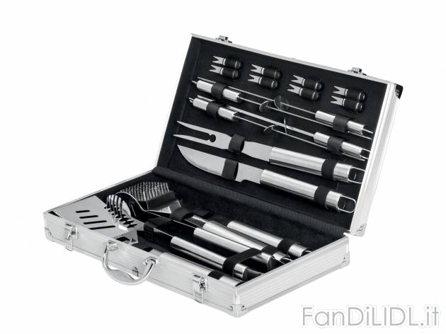 Set utensili per grill in valigetta, 18 pezzi , prezzo 19.99 &#8364;