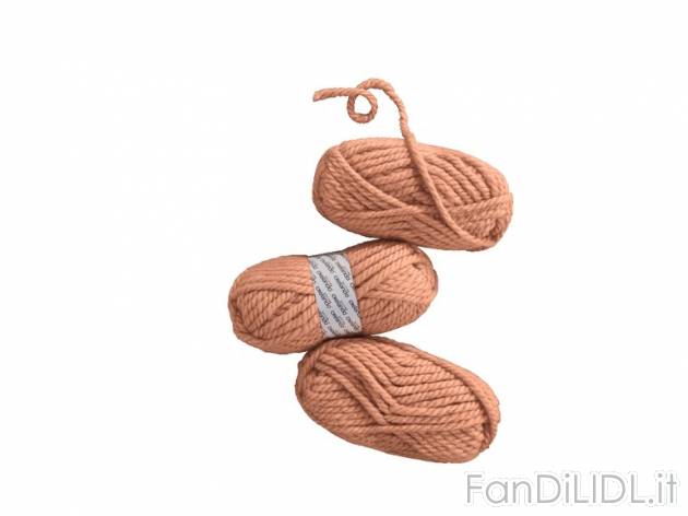 Filo per lavoro a maglia 3x100 g , prezzo 7,99 &#8364; per Alla confezione 
- ...