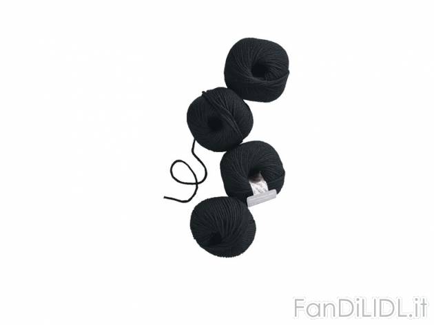 Filo in lana merino 4x50 g , prezzo 8,99 &#8364; per Alla confezione 
- 100% ...