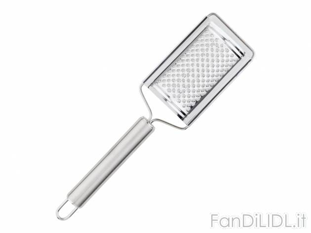 Utensile da cucina Ernesto, prezzo 1.99 &#8364; 
- Tagliapizza, pinza per pasta, ...