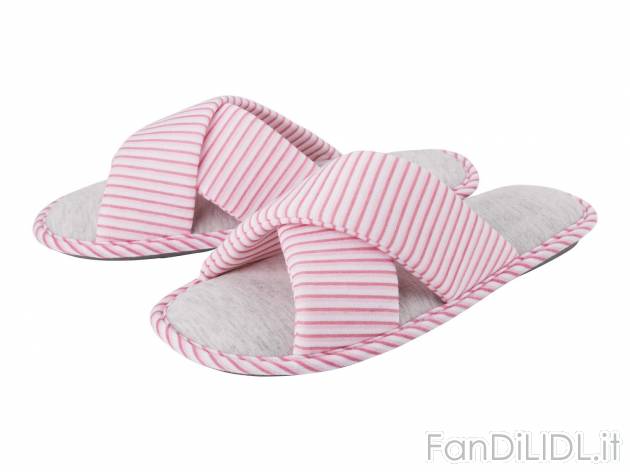 Pantofole da donna Esmara, prezzo 3.99 &#8364;  
Misure: 36-41
