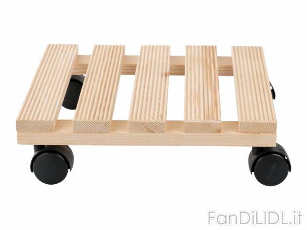 Portavaso con rotelle Livarno Living, prezzo 4.99 &#8364; 
- In acciaio o in ...