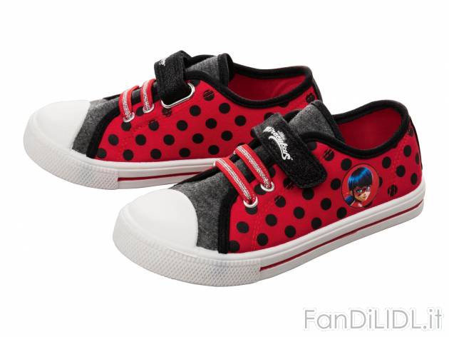 Scarpe sportive da bambini , prezzo 8.99 &#8364;  
Misure: 24-30