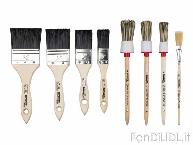 Set pennelli, 8 pezzi Powerfix, prezzo 3.99 &#8364;  

- FSC