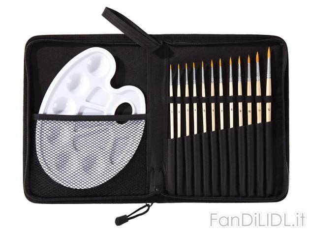 Set pennelli con tavolozza, 12 pezzi , prezzo 5,99 &#8364; per Al set 
- 12 ...