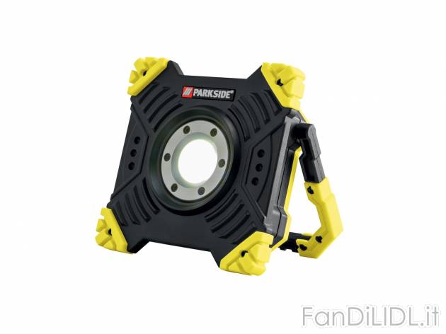 Faro LED ricaricabile da lavoro Parkside, prezzo 29.99 &#8364; 
- 4 modalit&agrave; ...