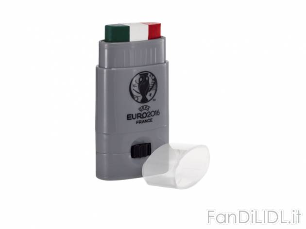 Colori per il viso UEFA , prezzo 1,99 &#8364; per Alla confezione 
- Rimovibile ...