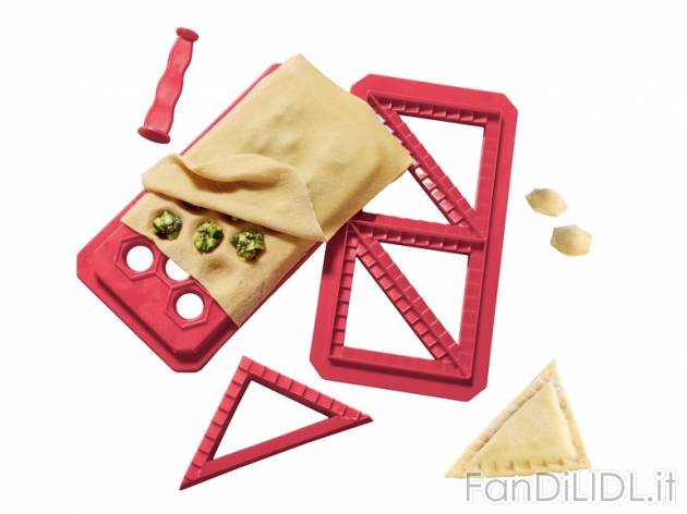 Set stampi per pasta ripiena Ernesto, prezzo 3,99 &#8364; per Al set 
- Ideale ...