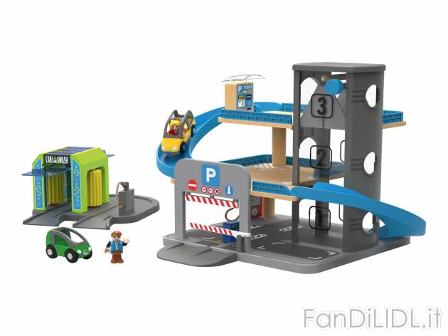 Set parcheggio multipiano o set aeroporto Playtive Junior, prezzo 14.99 &#8364; ...