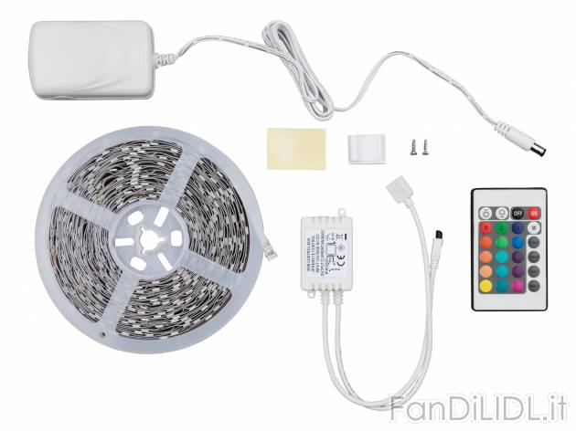 Striscia LED RGB Livarno Lux, prezzo 22.99 € 
10 m 
- Con telecomando a infrarossi ...